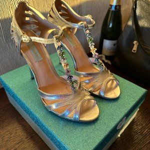 Betsy Johnson Silver Metal Heels Size 9 (women's)